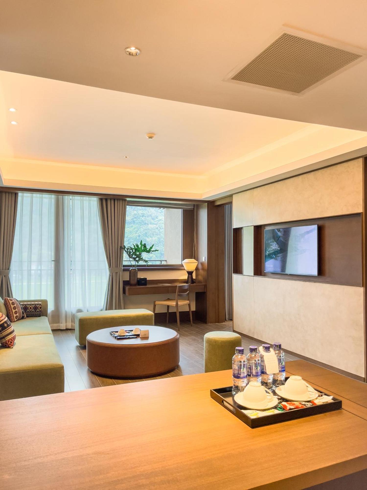 Mandala Retreats Kim Boi Otel Hòa Bình Dış mekan fotoğraf