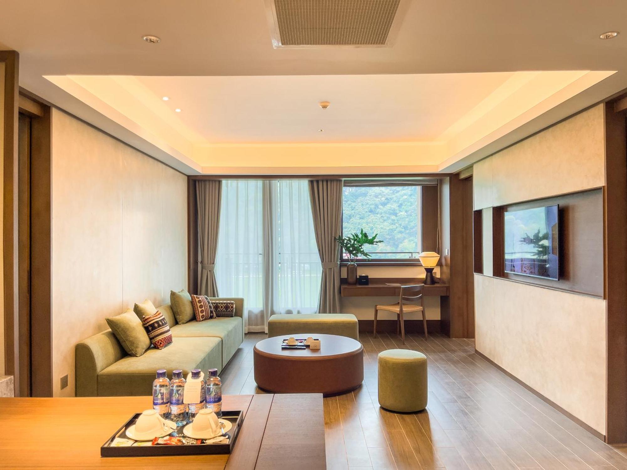 Mandala Retreats Kim Boi Otel Hòa Bình Dış mekan fotoğraf