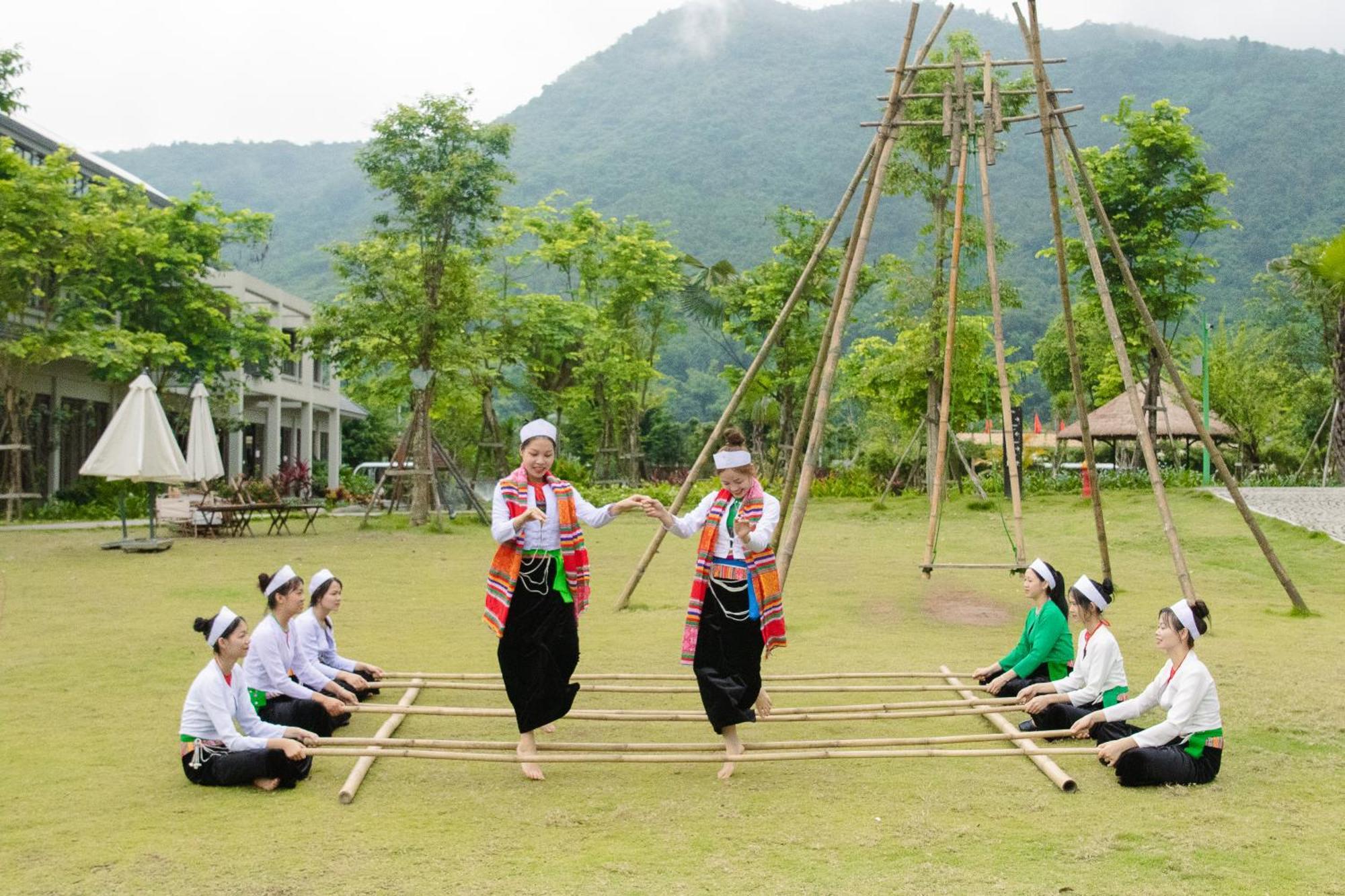 Mandala Retreats Kim Boi Otel Hòa Bình Dış mekan fotoğraf